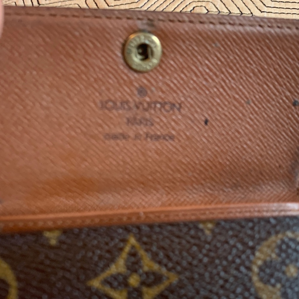 Louis Vuitton  Key Case Multiple 4 Monogram Canvas Brown PVC Men’s Scratches - Picture 5 of 9